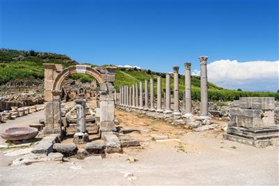 Bogen von Apollonius in Perge